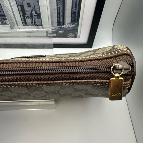 Gucci Supreme GG Monogram Clutch/Cosmetics Bag - Picture 5 of 9